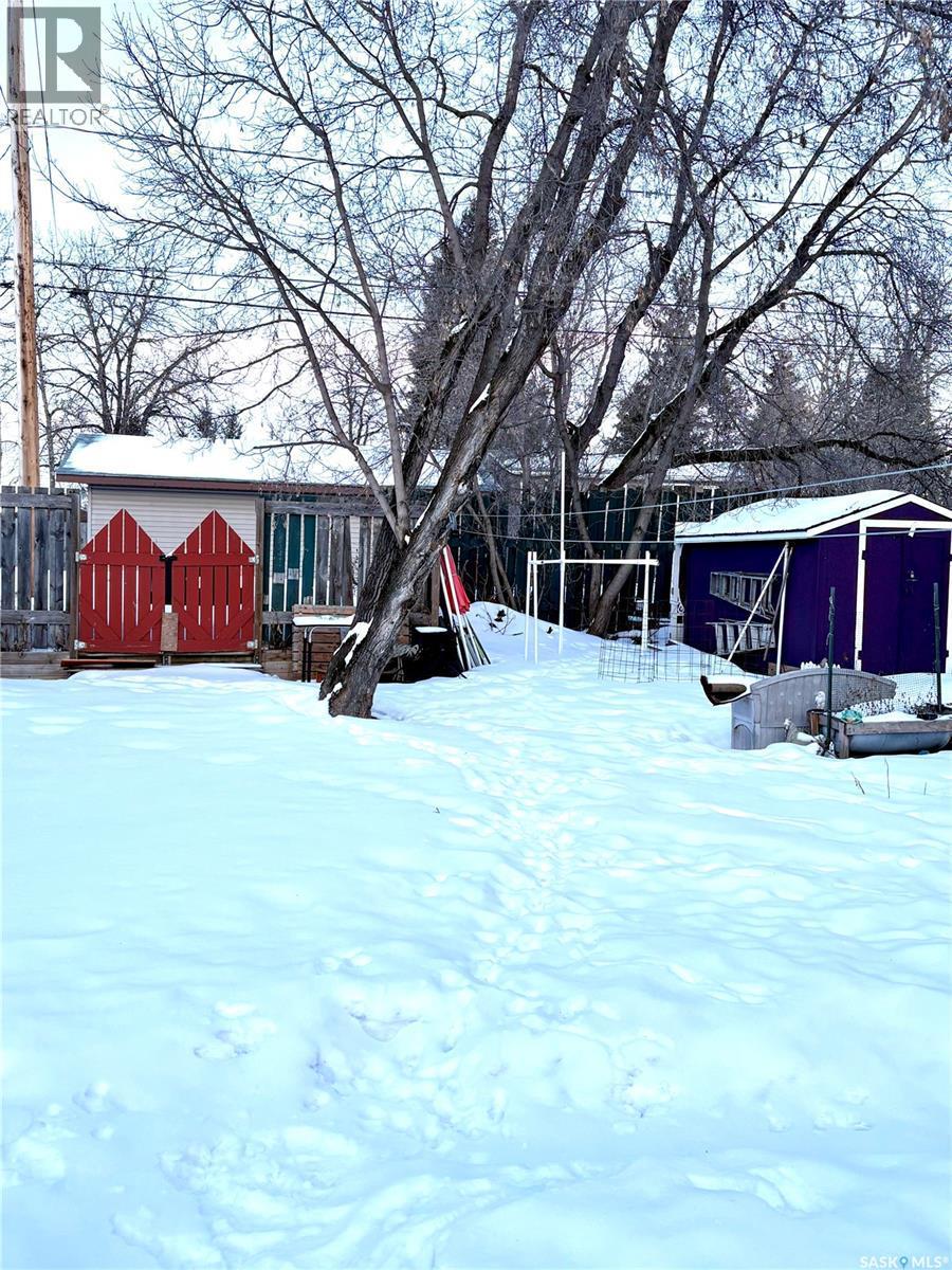 105 2Nd Avenue S, Big River, SK - Outdoor