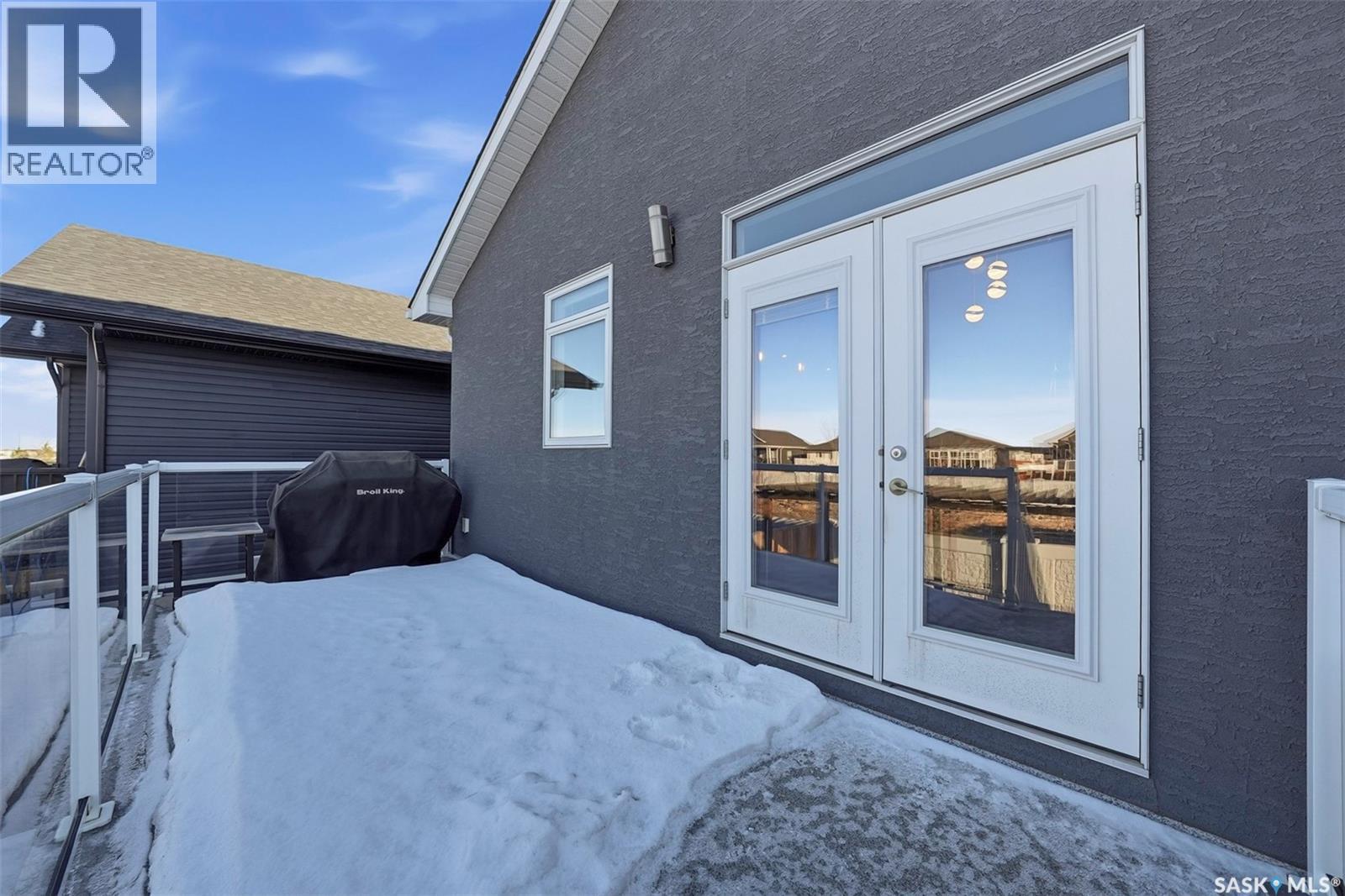 207 Bentley Court, Saskatoon, SK - Outdoor With Deck Patio Veranda With Exterior