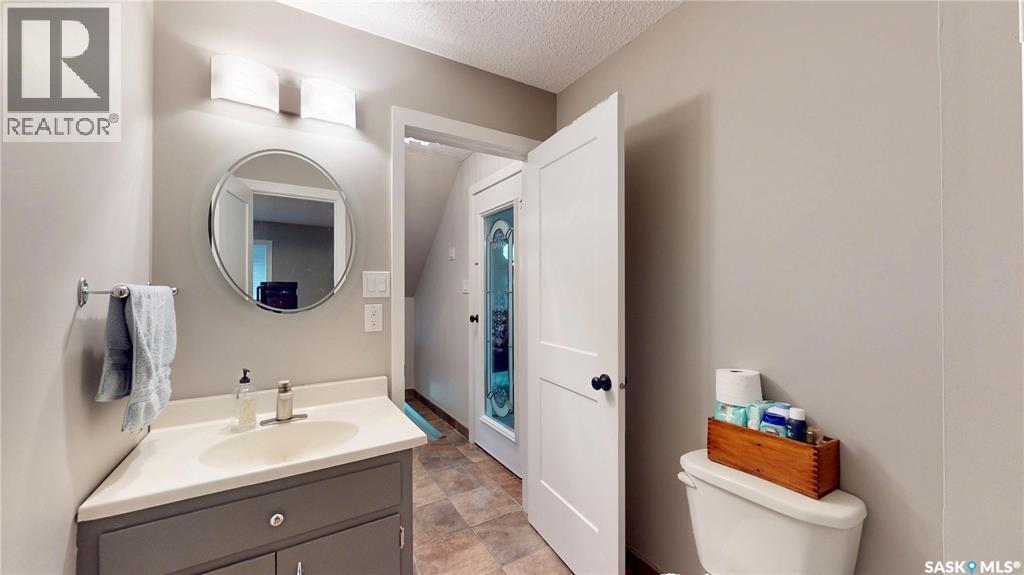 3355 Westminster Road, Regina, SK - Indoor Photo Showing Bathroom