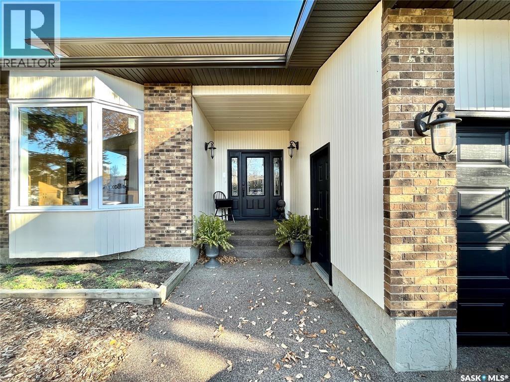 3355 Westminster Road, Regina, SK - Outdoor