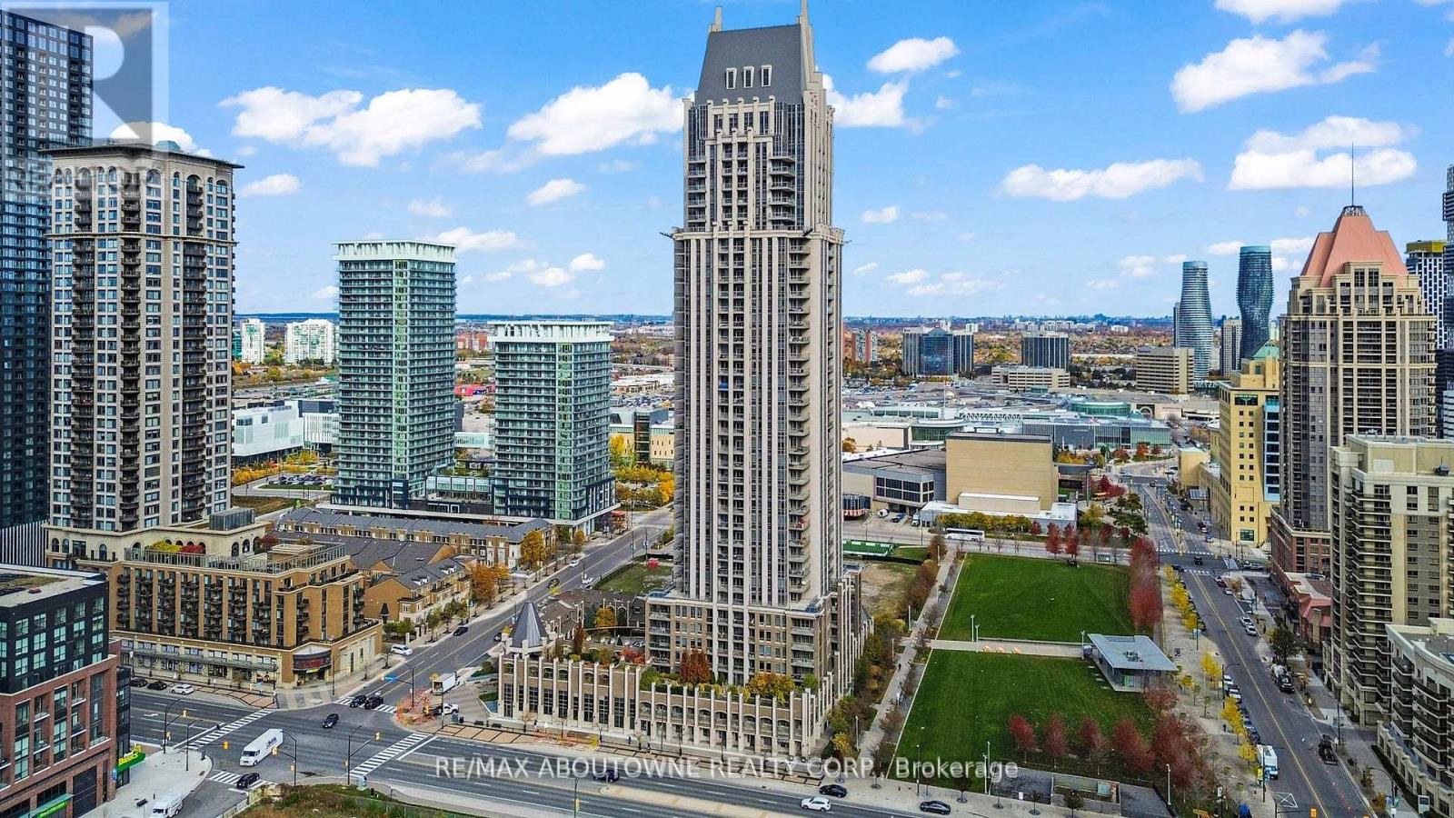 1609 - 388 Prince Of Wales Drive, Mississauga, ON - Outdoor With Facade