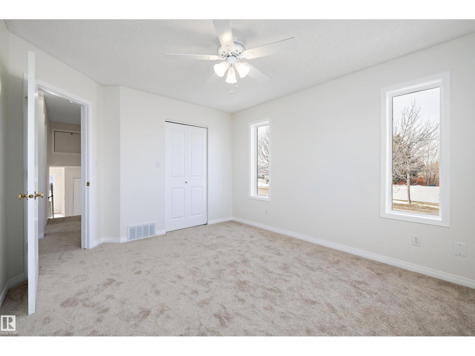 5914 162A Av Nw, Edmonton, AB - Indoor Photo Showing Other Room