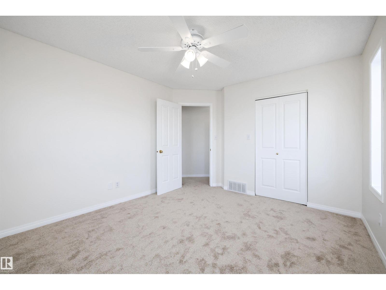 5914 162A Av Nw, Edmonton, AB - Indoor Photo Showing Other Room