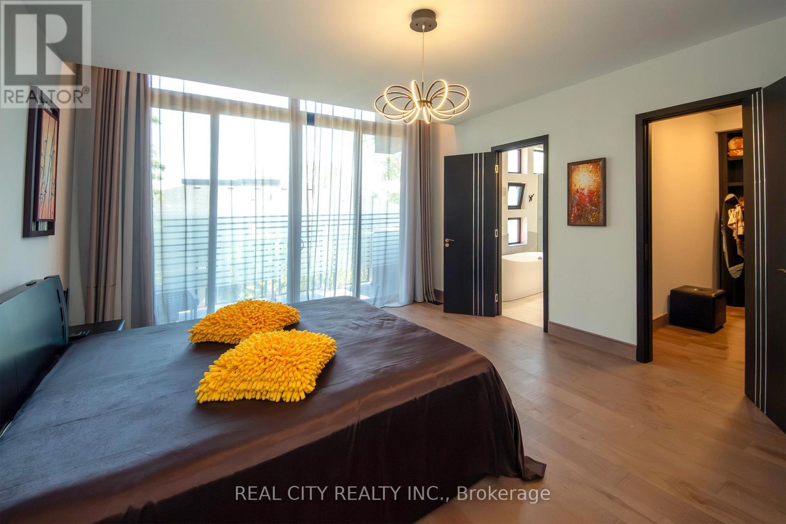 662 Byngmount Avenue, Mississauga, ON - Indoor Photo Showing Bedroom