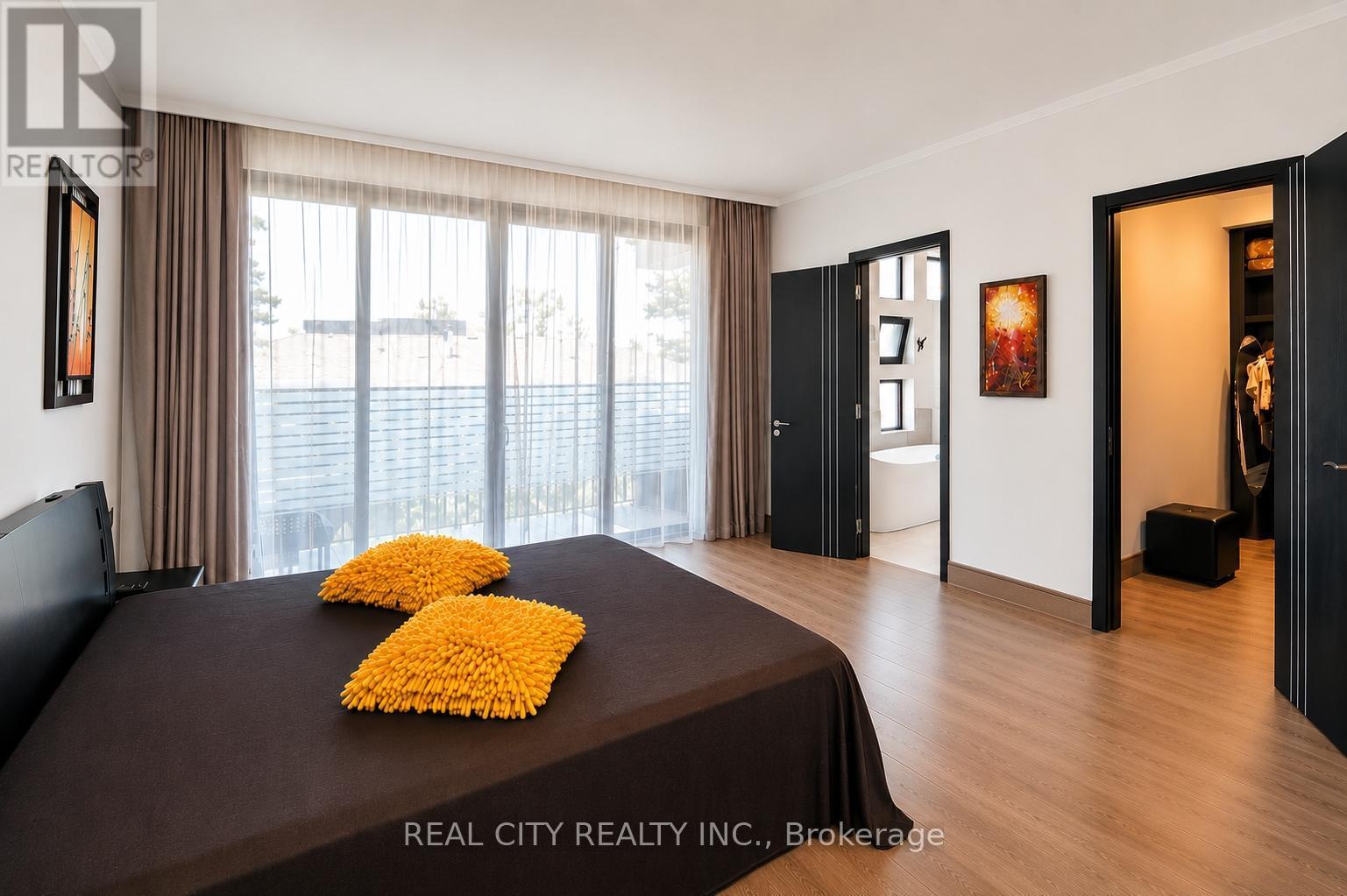 662 Byngmount Avenue, Mississauga, ON - Indoor Photo Showing Bedroom
