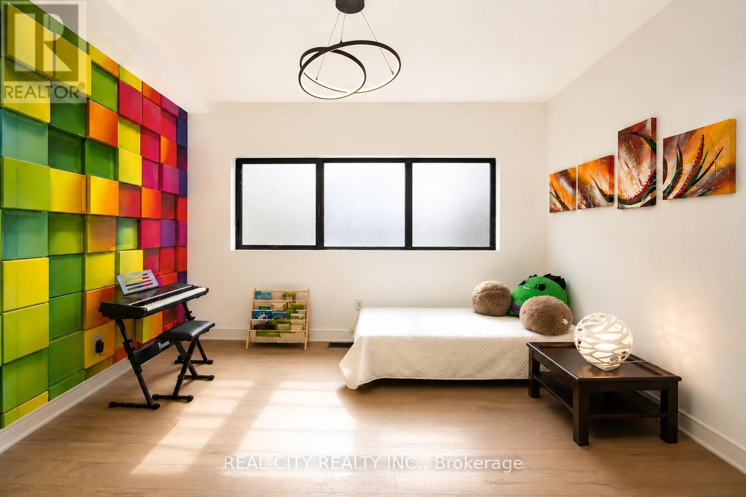 662 Byngmount Avenue, Mississauga, ON - Indoor Photo Showing Bedroom