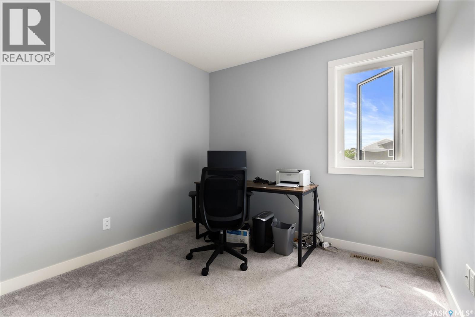 5113 Crane Crescent, Regina, SK - Indoor Photo Showing Office