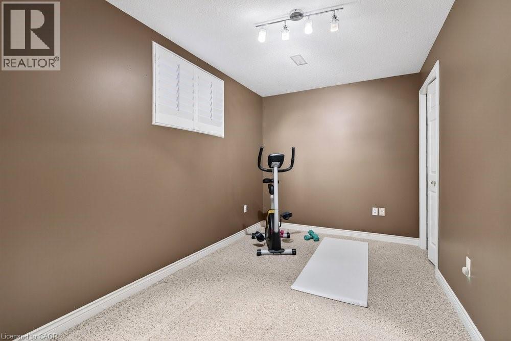 128 Nugent Drive, Hamilton, ON - Indoor Photo Showing Gym Room