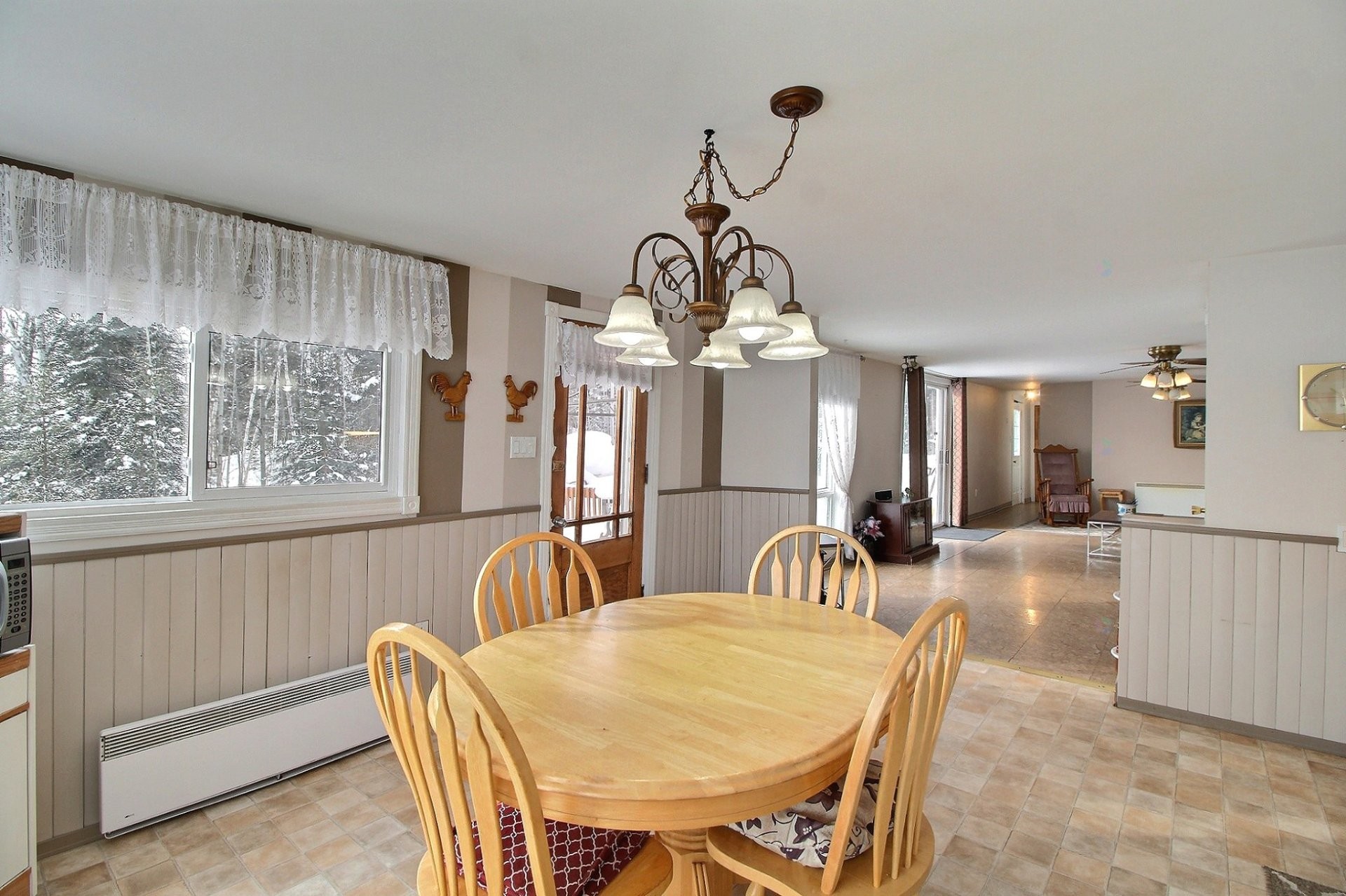 Overall view - 32 Av. De La Plage, Barraute, QC - Indoor Photo Showing Dining Room