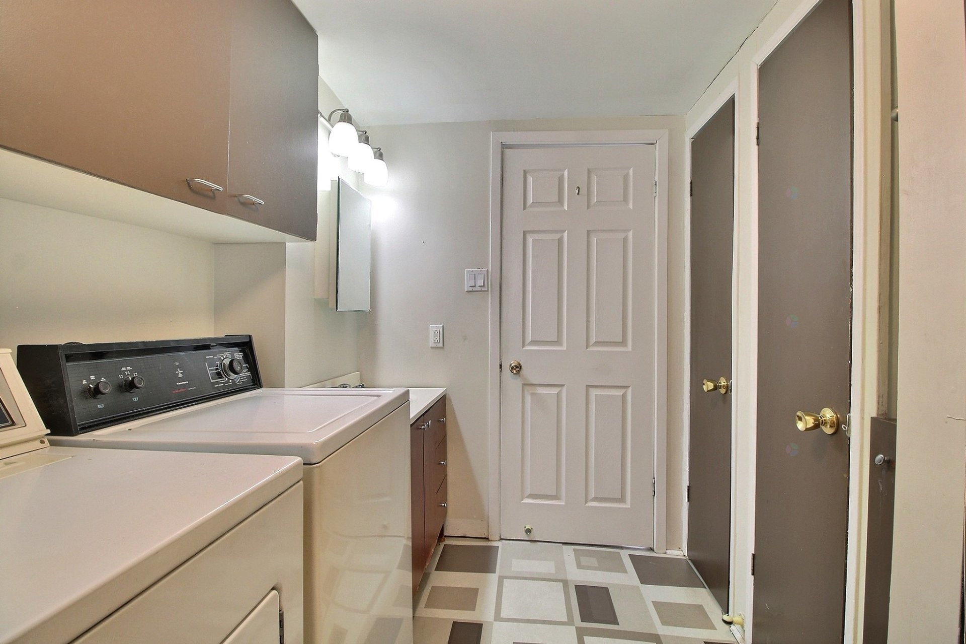 Bathroom - 32 Av. De La Plage, Barraute, QC - Indoor Photo Showing Laundry Room