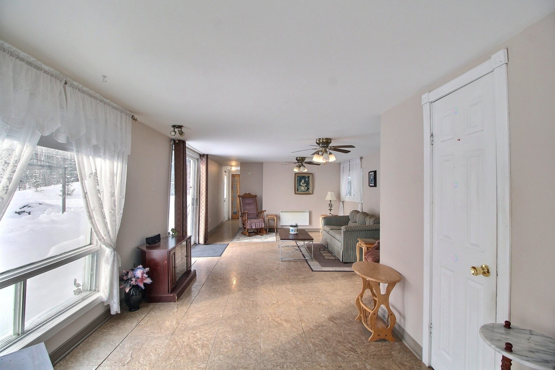 Living Room - 32 Av. De La Plage, Barraute, QC - Indoor Photo Showing Other Room