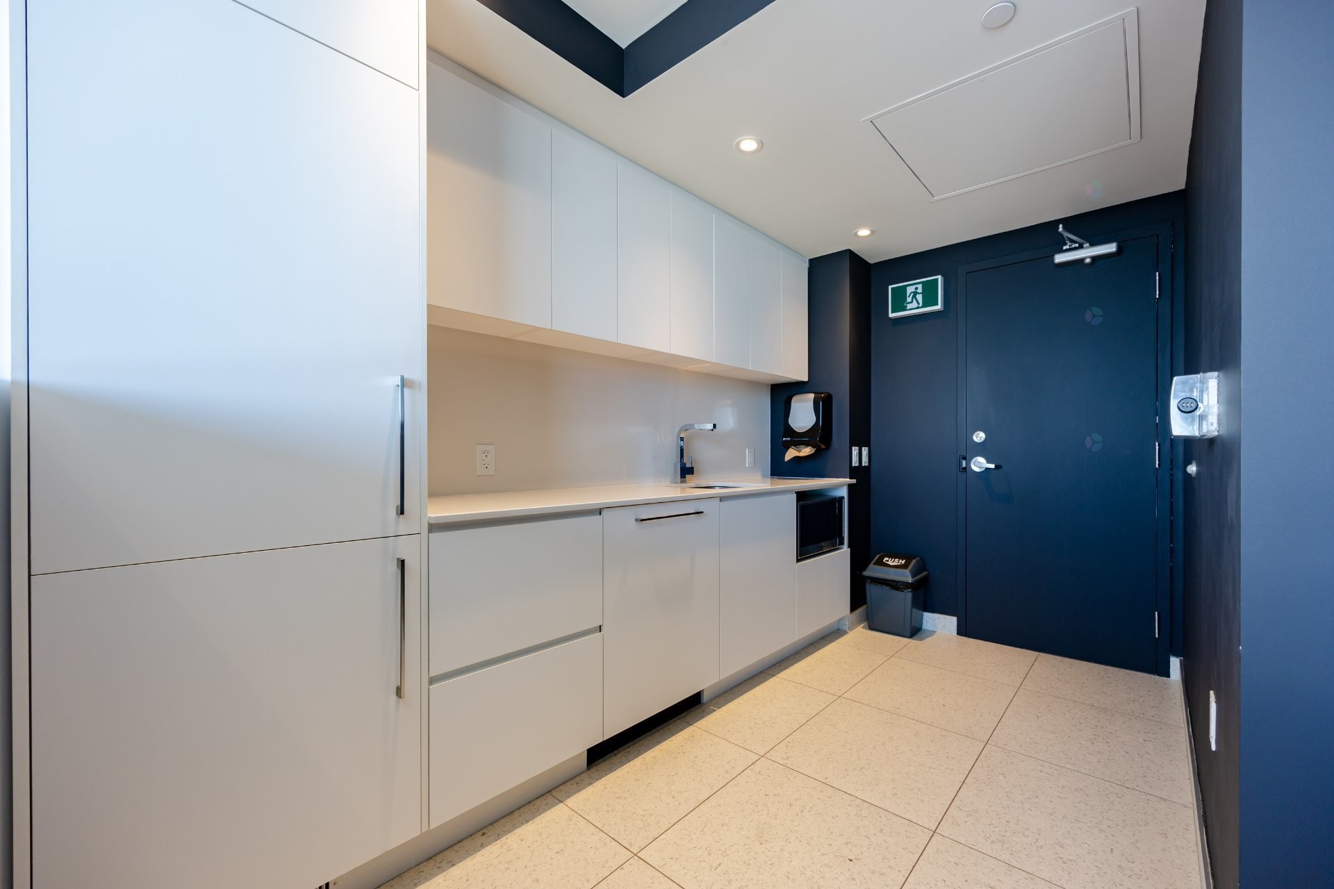 Salle communautaire - 1606-360 Rue Mayor, Montréal (Ville-Marie), QC - Indoor