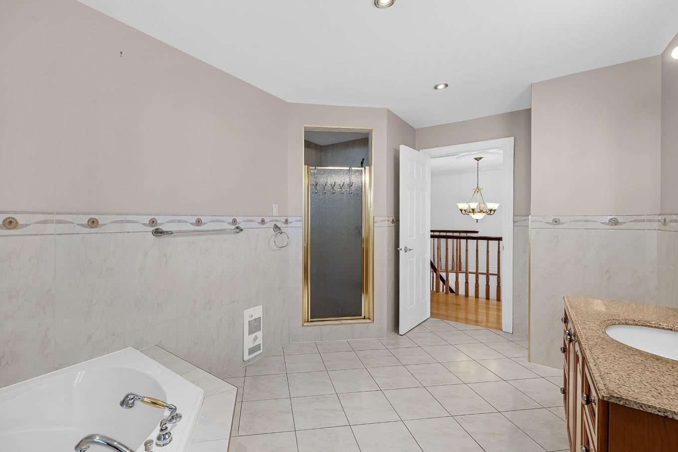 Salle de bains - 4951 Rue Taillefer, Montréal (Pierrefonds-Roxboro), QC - Indoor Photo Showing Bathroom