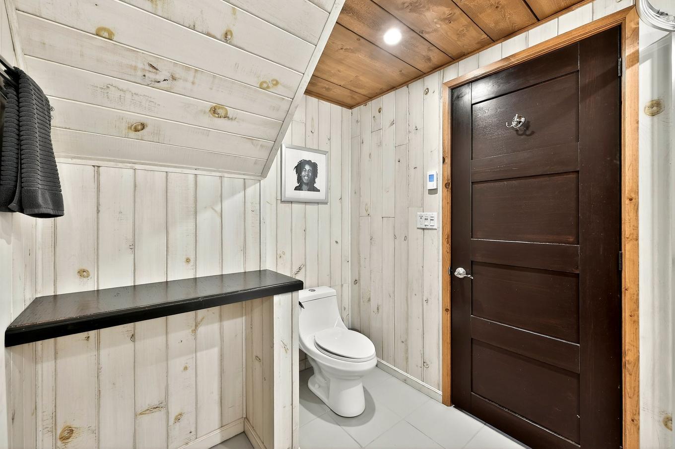 Salle de bains - 599 Ch. De L'Artisan, Sainte-Lucie-Des-Laurentides, QC - Indoor