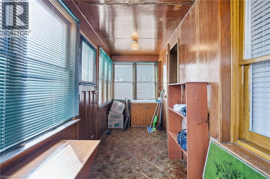 134 Balsam Avenue N, Hamilton, ON - Indoor Photo Showing Other Room