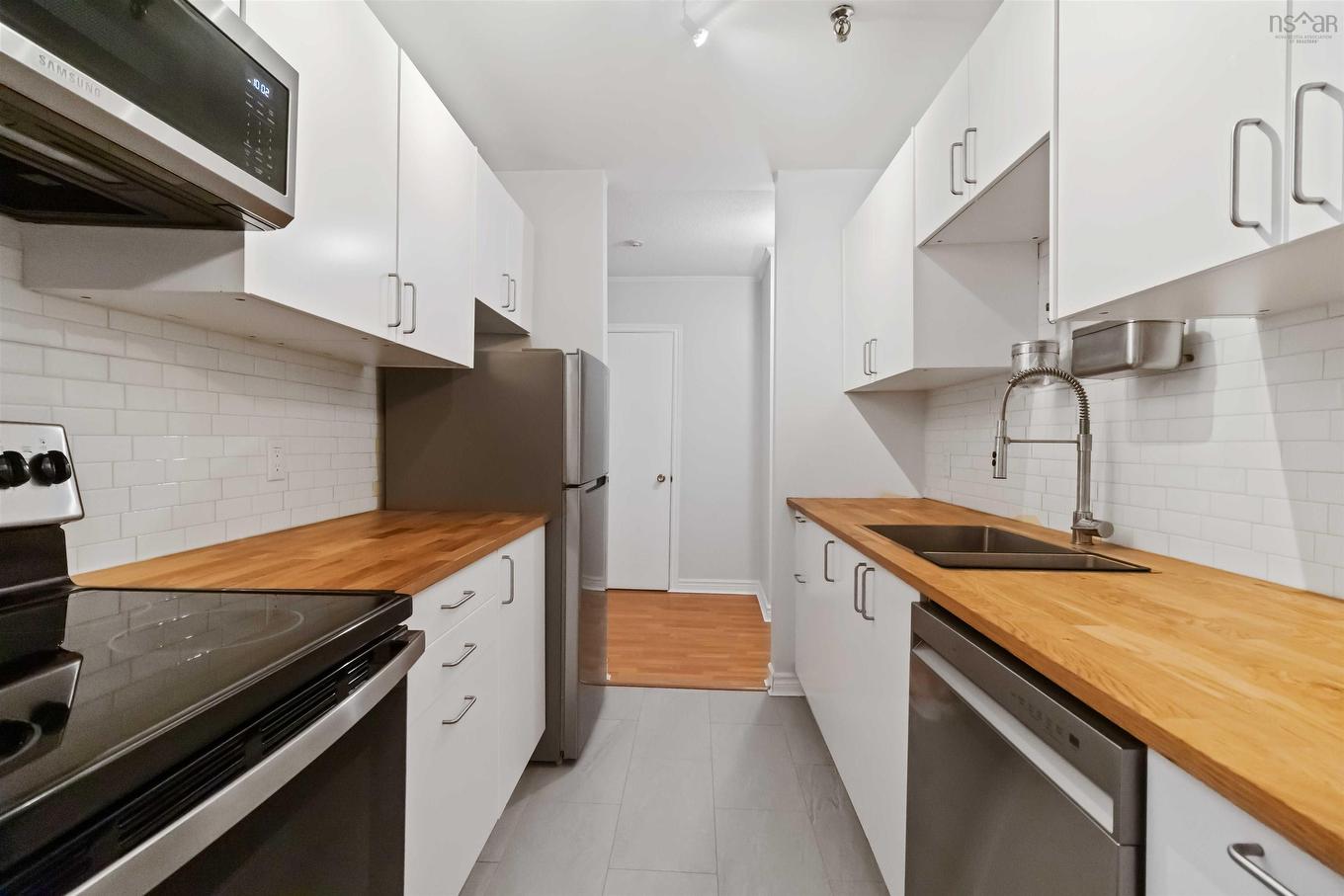 403 15 Langbrae Drive, Halifax, NS