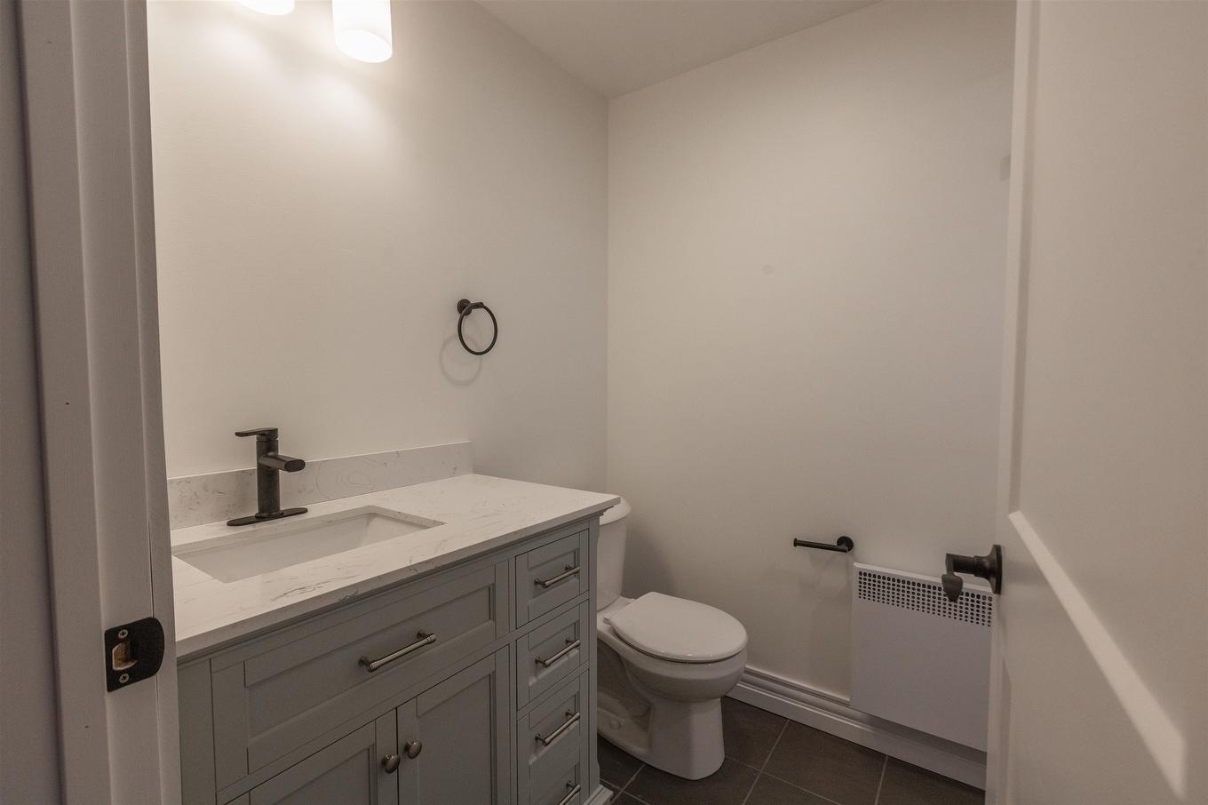 43 Moar Road, Georgetown Royalty, PE - Indoor Photo Showing Bathroom