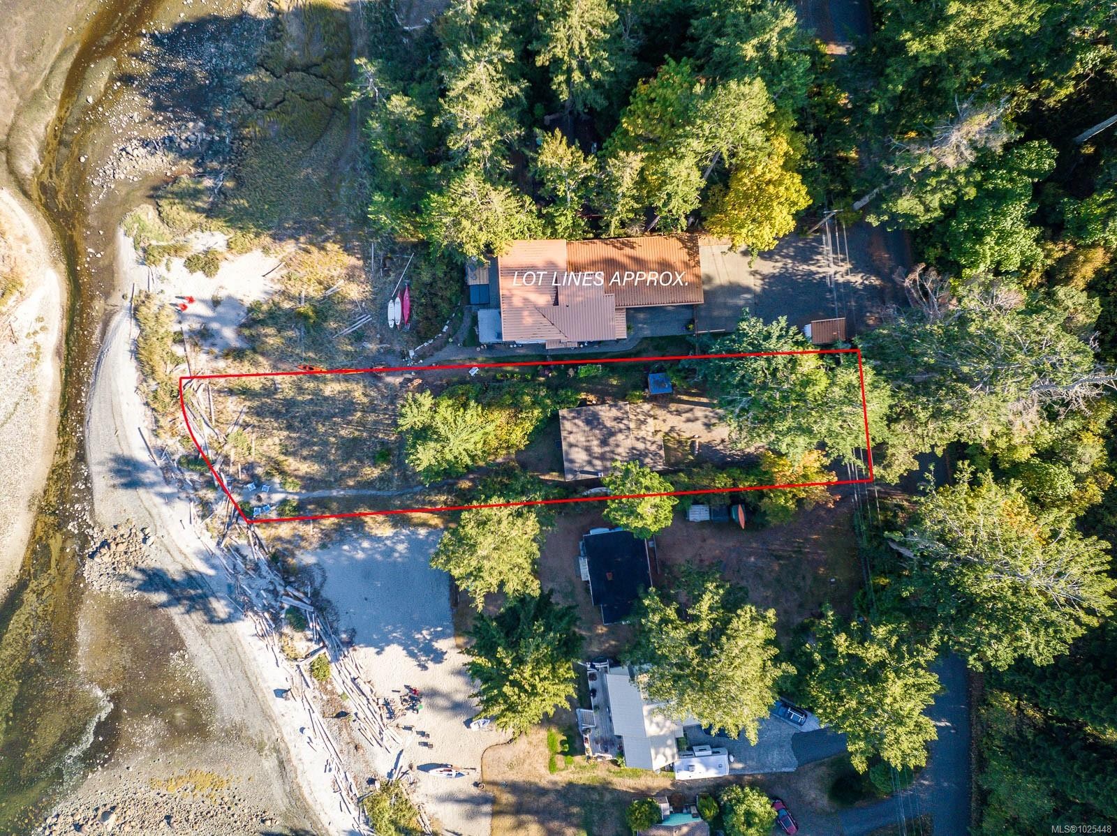 1426 Wilkinson Rd, Comox, BC