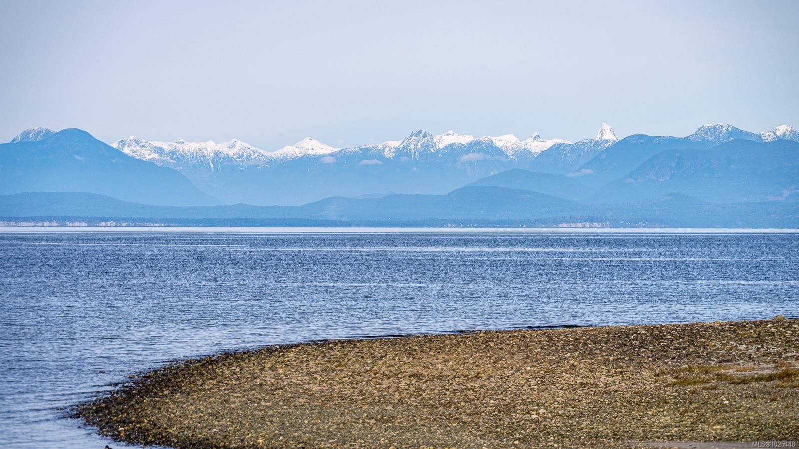 1426 Wilkinson Rd, Comox, BC