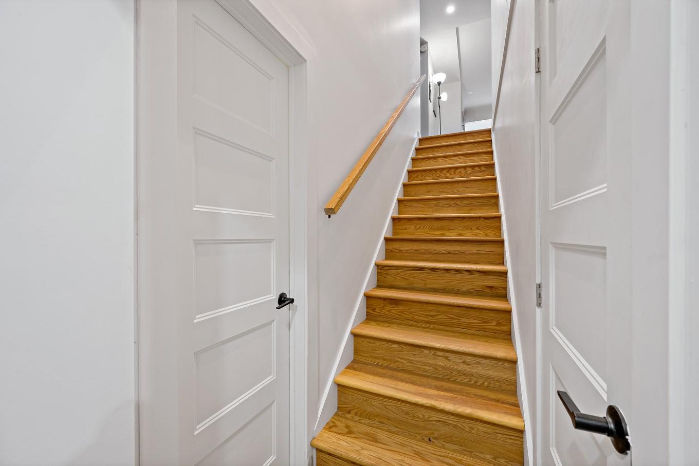 Escalier - 300 Crois. Gérard-Côté, Mont-Tremblant, QC - Indoor Photo Showing Other Room