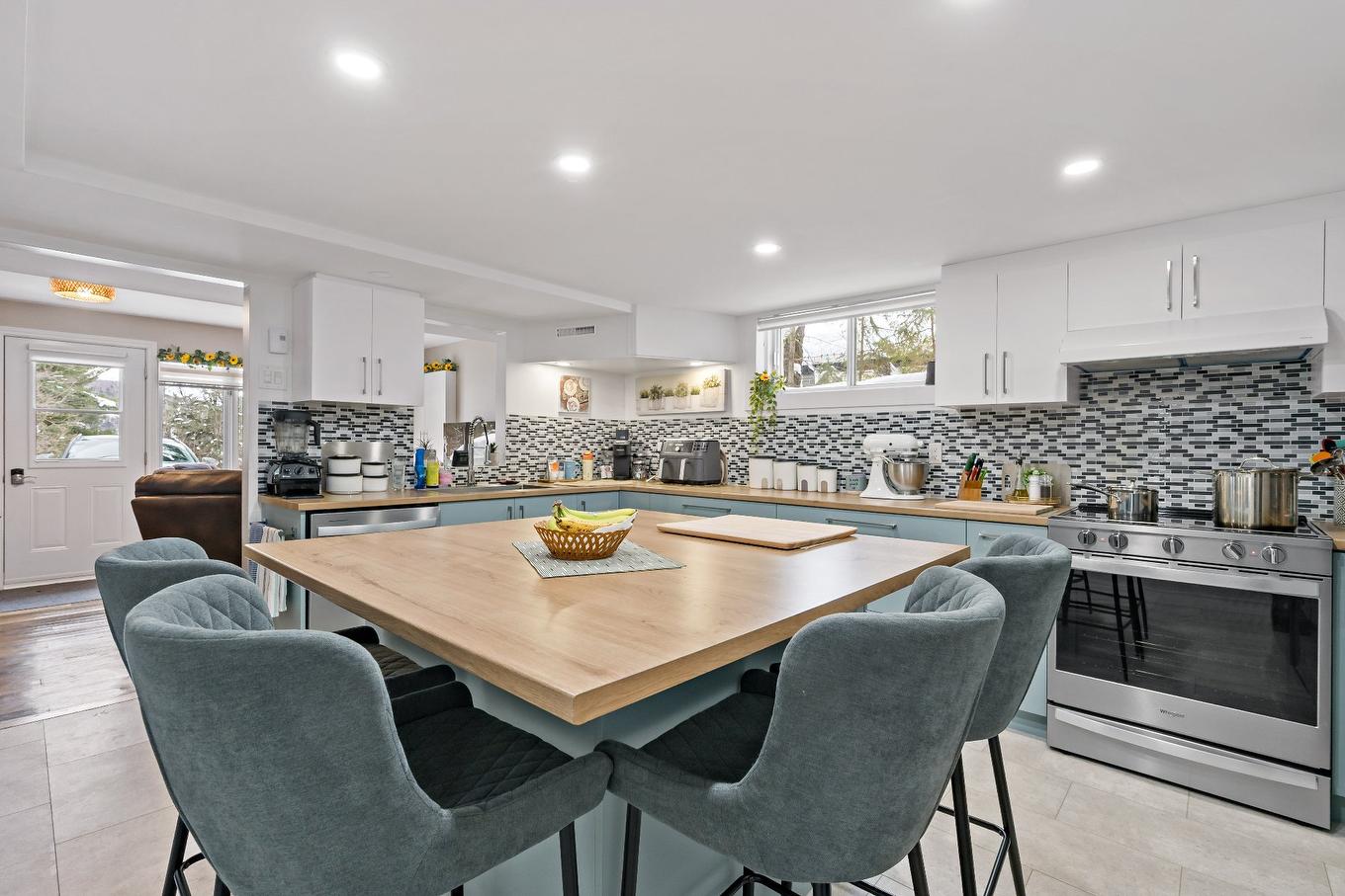 Cuisine - 300 Crois. Gérard-Côté, Mont-Tremblant, QC - Indoor