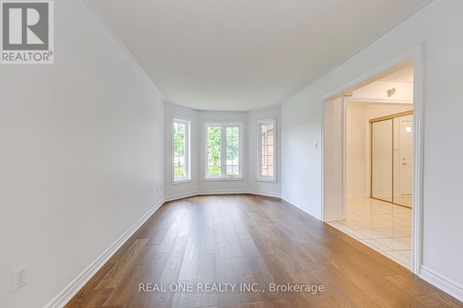 5192 Castlefield Drive, Mississauga, ON - Indoor Photo Showing Other Room