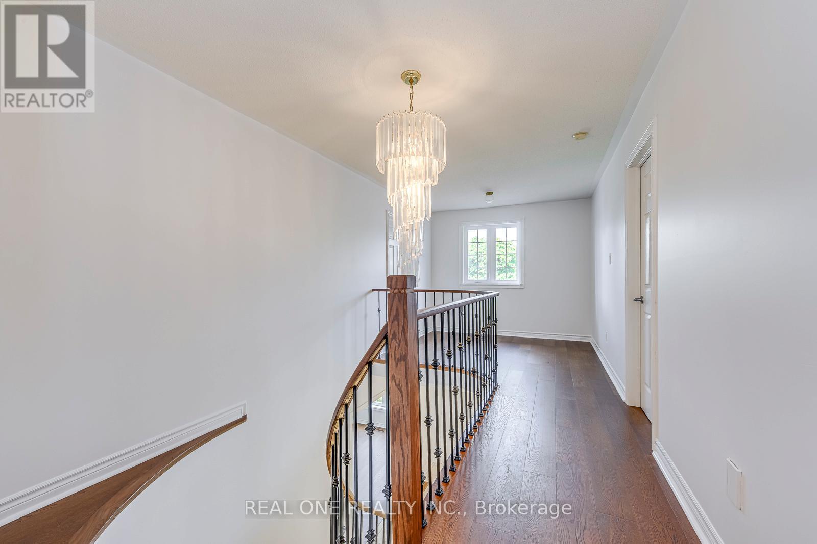 5192 Castlefield Drive, Mississauga, ON - Indoor Photo Showing Other Room