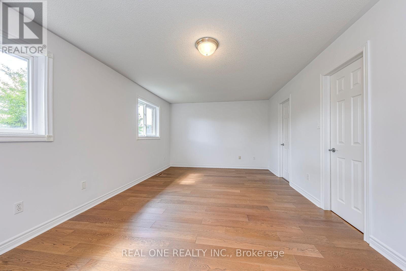 5192 Castlefield Drive, Mississauga, ON - Indoor Photo Showing Other Room