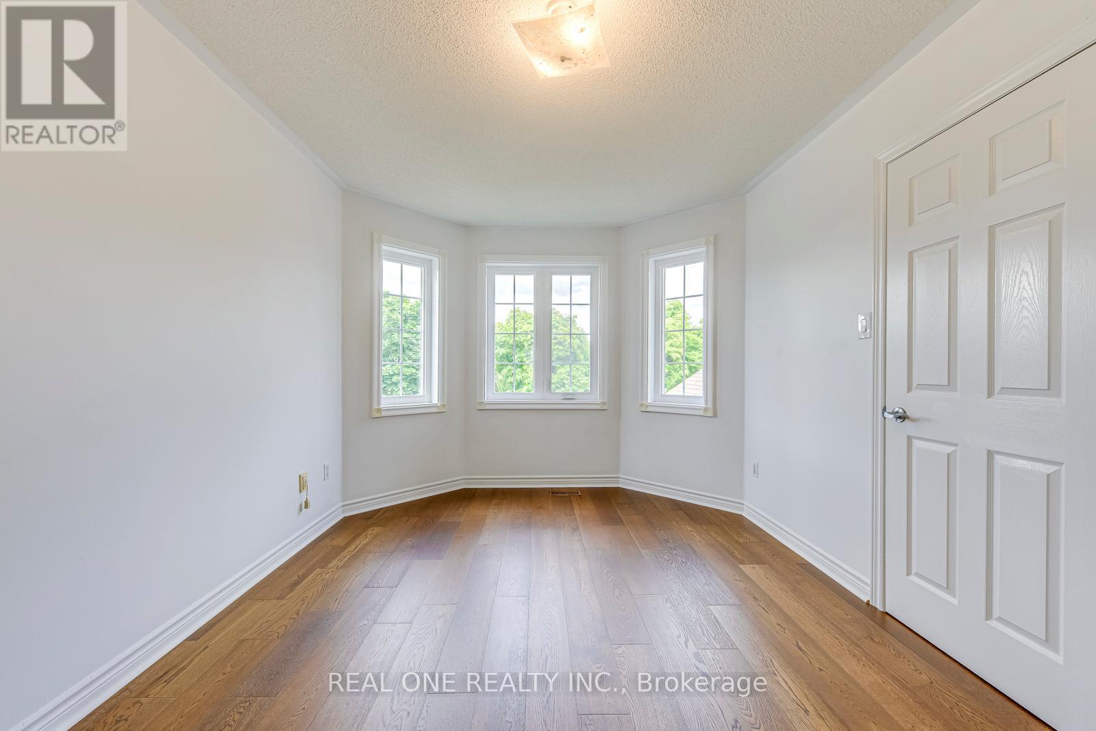 5192 Castlefield Drive, Mississauga, ON - Indoor Photo Showing Other Room