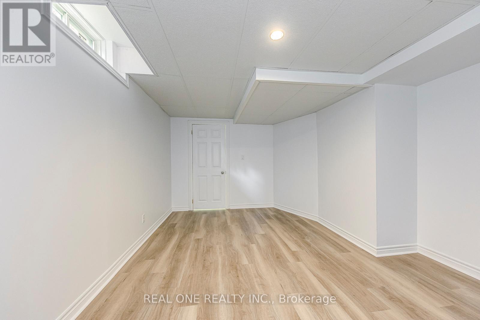 5192 Castlefield Drive, Mississauga, ON - Indoor Photo Showing Other Room