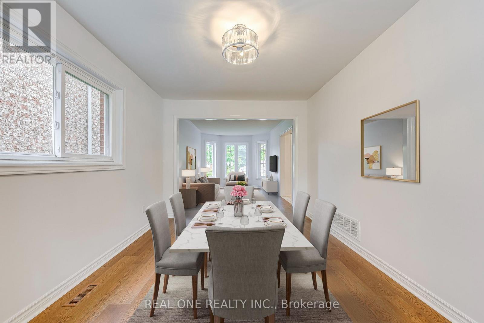 5192 Castlefield Drive, Mississauga, ON - Indoor Photo Showing Dining Room