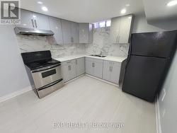 4372 HEATHGATE CRESCENT Mississauga, ON L5R 2C1