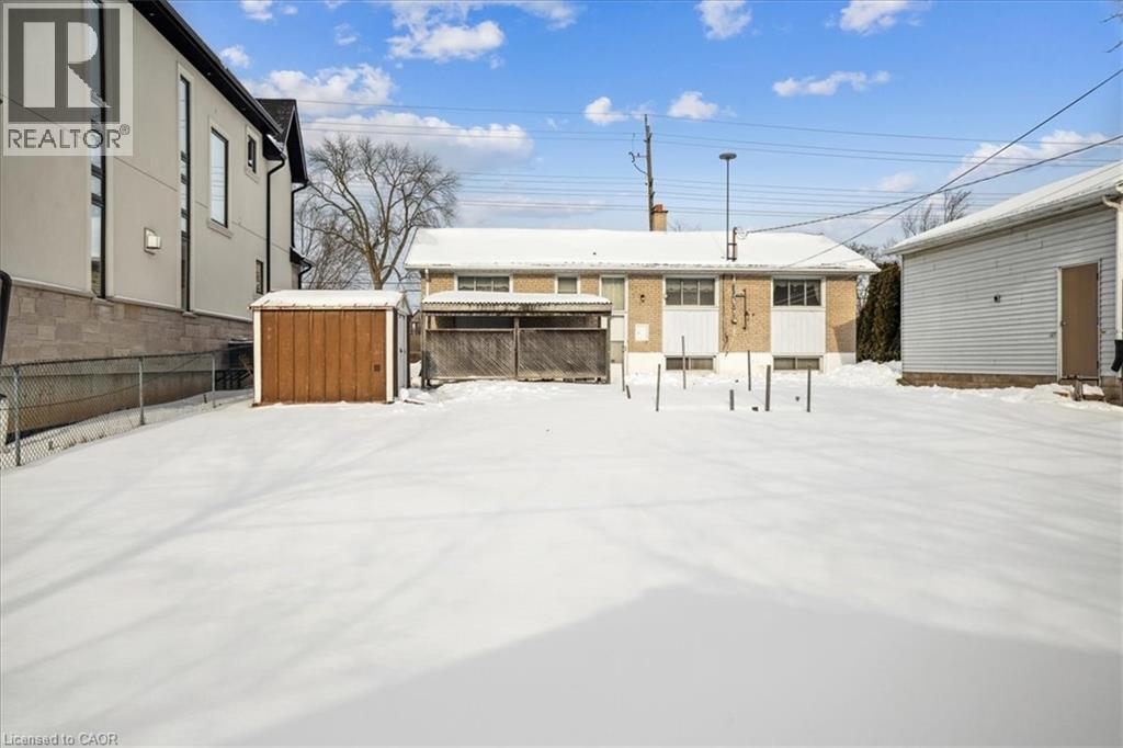 1332 Rebecca Street, Oakville, ON - Outdoor