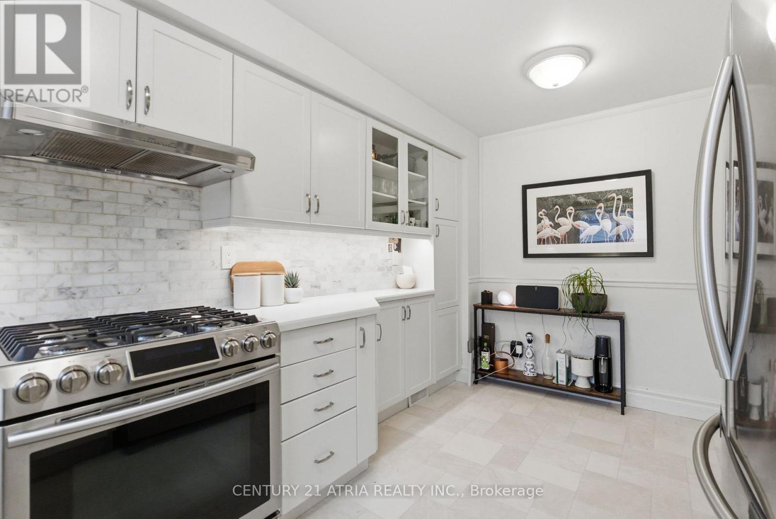 43 Maple Branch Path, Toronto, ON - Indoor Photo Showing Kitchen