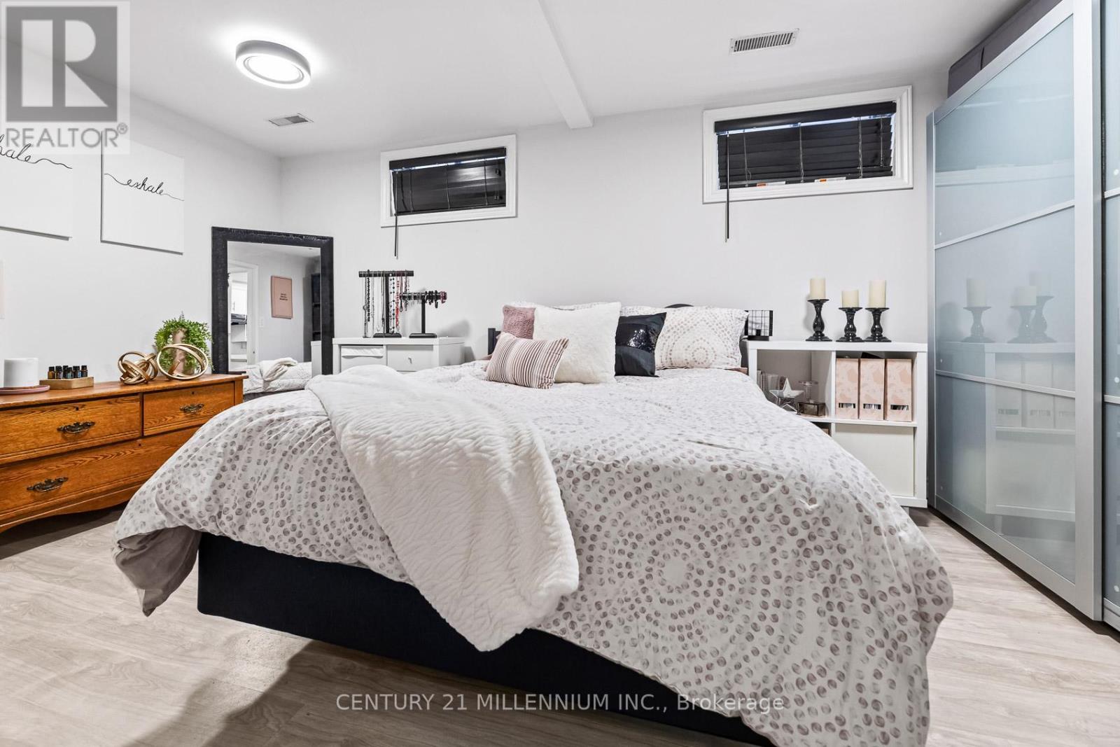 82 Orchid Crescent, Kitchener, ON - Indoor Photo Showing Bedroom