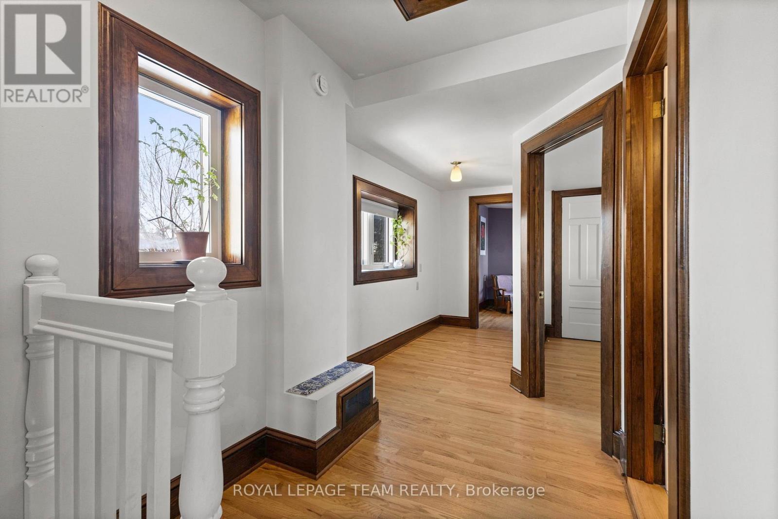 92 Third Avenue, Ottawa, ON - Indoor Photo Showing Other Room