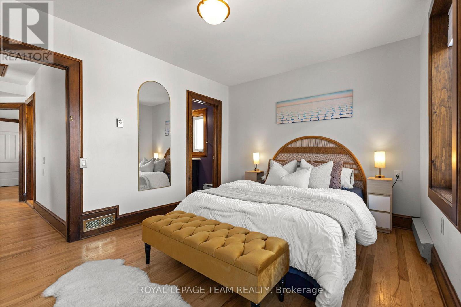 92 Third Avenue, Ottawa, ON - Indoor Photo Showing Bedroom