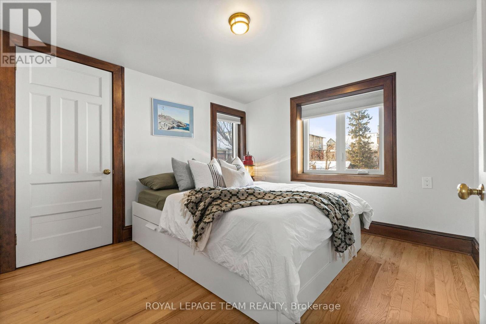 92 Third Avenue, Ottawa, ON - Indoor Photo Showing Bedroom