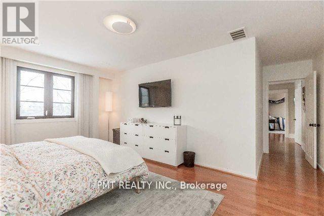754 Dack Boulevard, Mississauga, ON - Indoor Photo Showing Bedroom