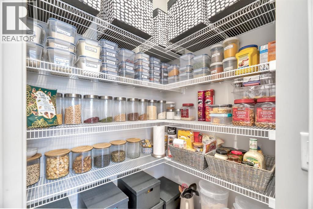 63 Walgrove Way Se, Calgary, AB - Indoor