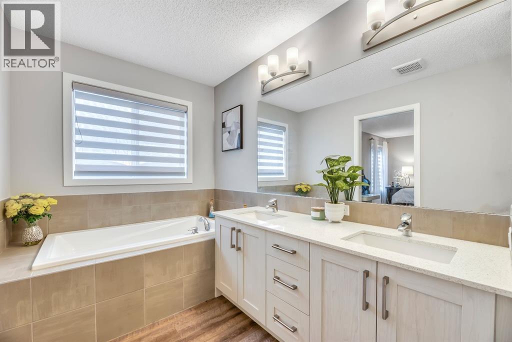 63 Walgrove Way Se, Calgary, AB - Indoor Photo Showing Bathroom