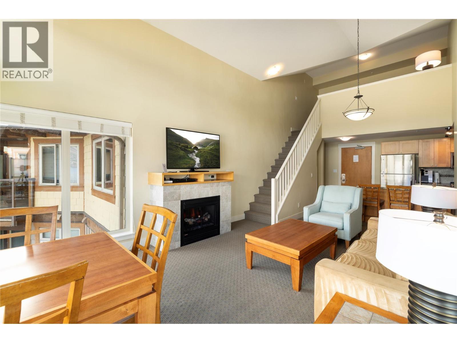 4205 Gellatly Road Unit# 416, West Kelowna, BC - Indoor With Fireplace