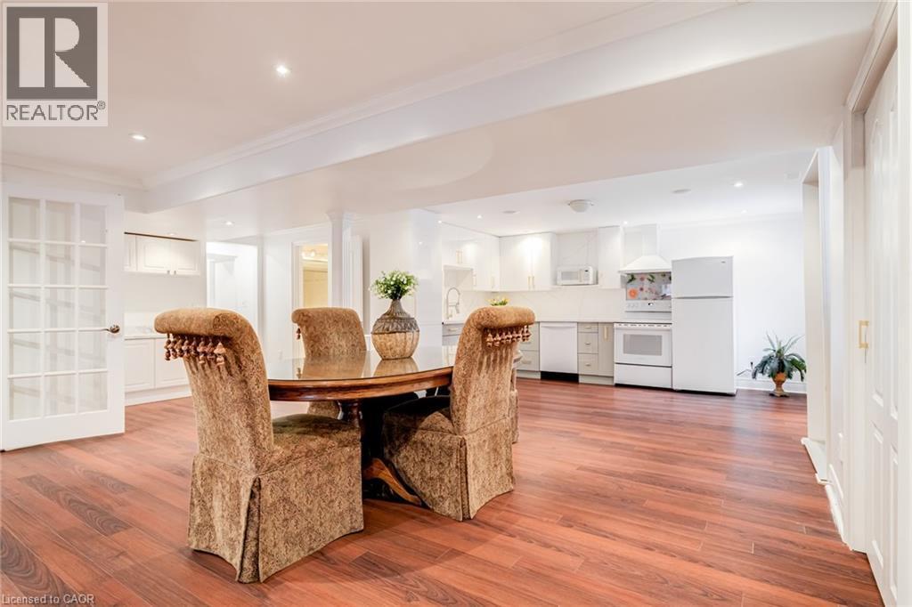 17 Mcnutt Street, Brampton, ON - Indoor Photo Showing Dining Room