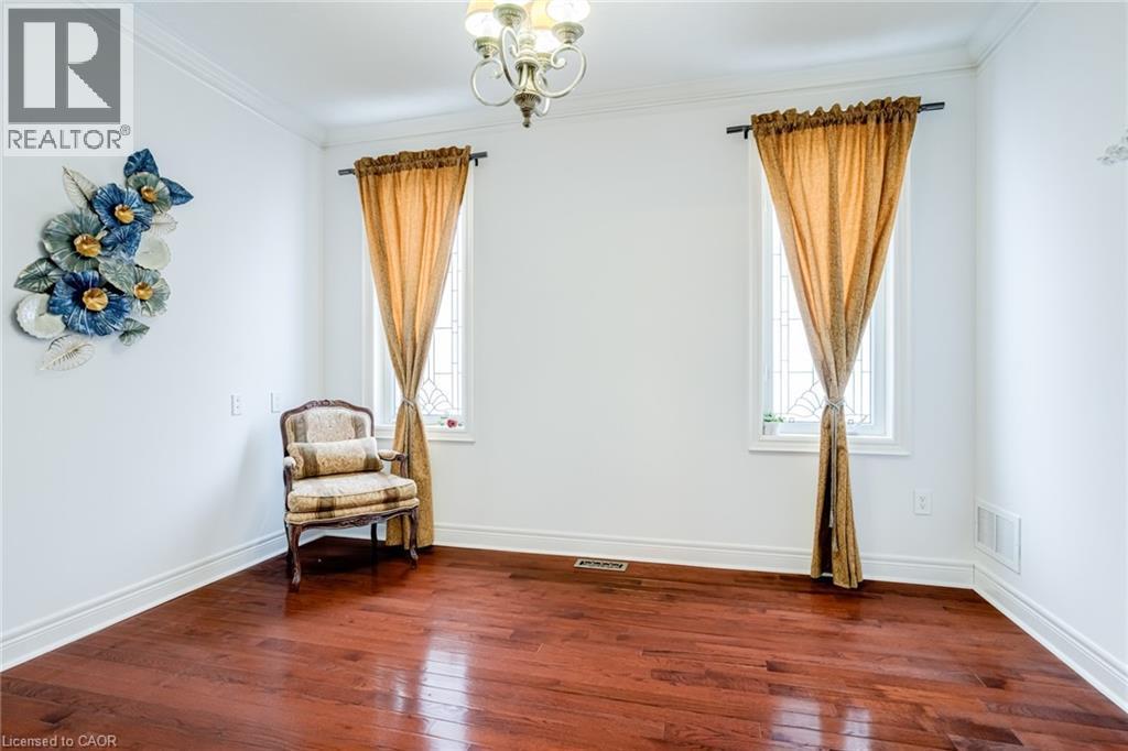 17 Mcnutt Street, Brampton, ON - Indoor Photo Showing Other Room