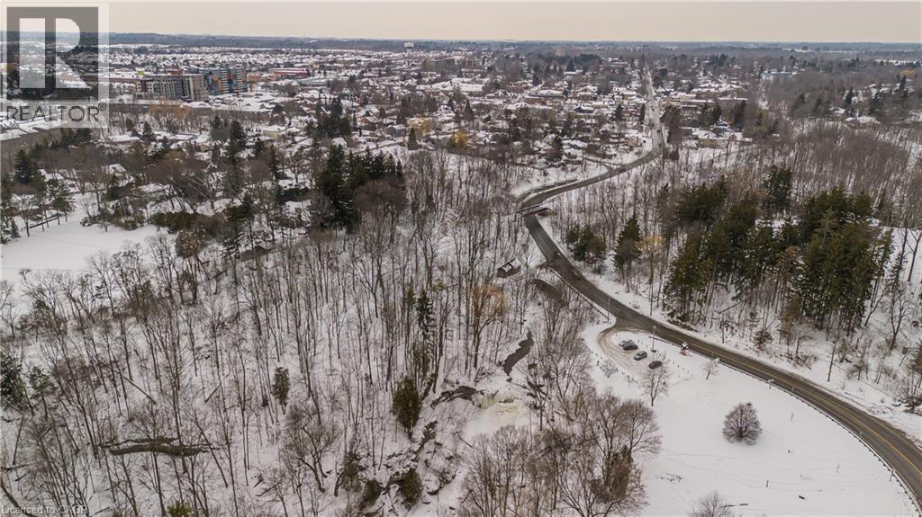 15 Ireson Road, Burlington, ON - Outdoor With View