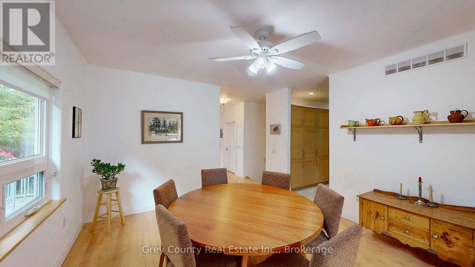 600417 Sideroad 50, Chatsworth, ON - Indoor Photo Showing Dining Room