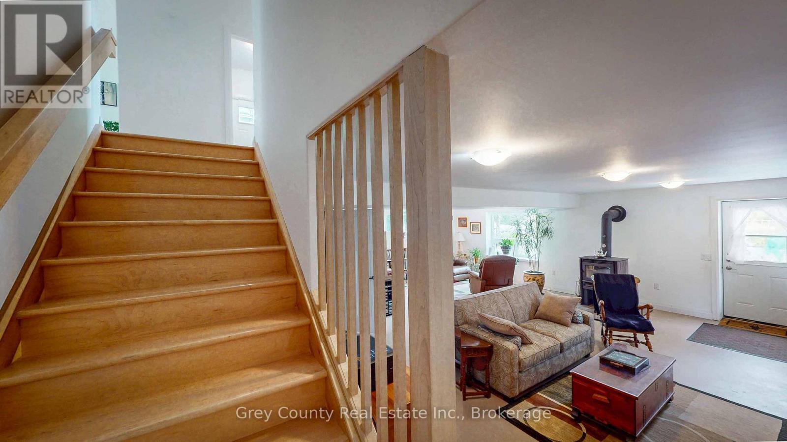 600417 Sideroad 50, Chatsworth, ON - Indoor Photo Showing Other Room