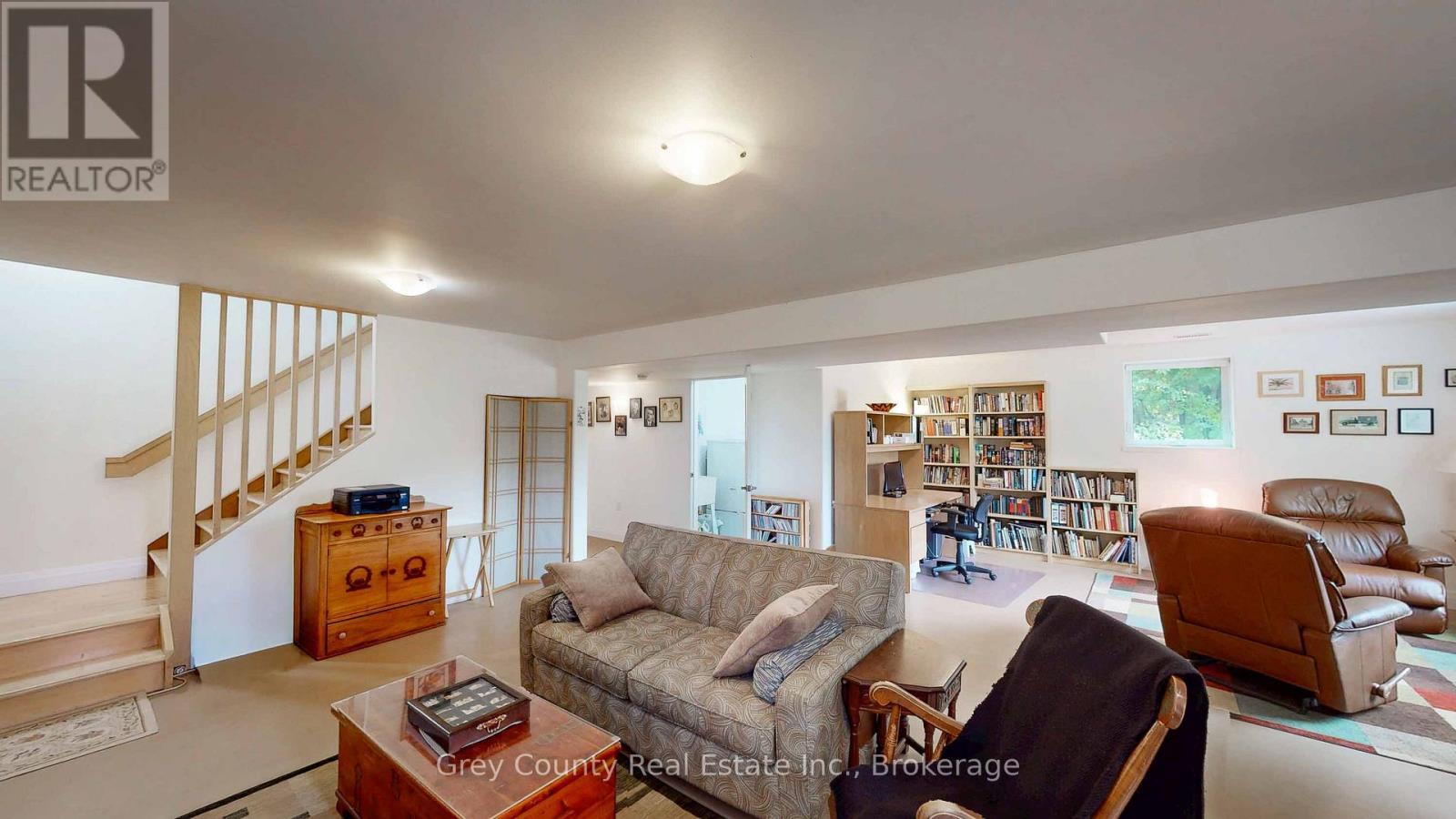 600417 Sideroad 50, Chatsworth, ON - Indoor Photo Showing Other Room