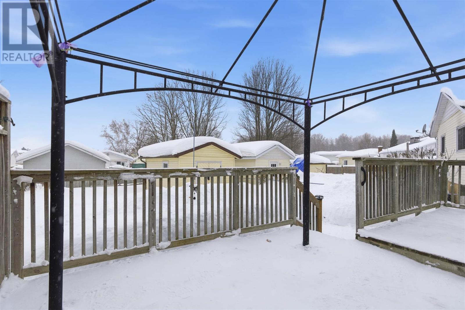 22 Taskar Dr, Sault Ste. Marie, ON - Outdoor With Deck Patio Veranda