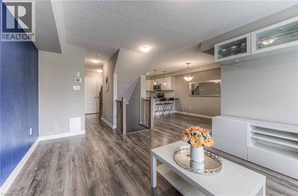 225 Netherby Lane, Kitchener, ON - Indoor